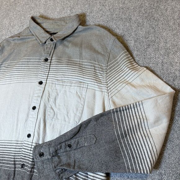 American Eagle Men’s Flannel Grey/White Button Down Long Sleeve Serape XL Tall - Picture 2 of 11